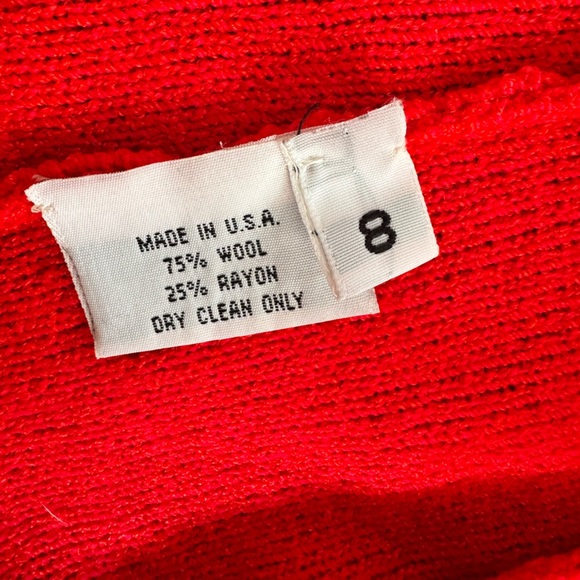 ST.JOHN Red Blazer Wood blend Gold Buttons - Picture 6 of 7